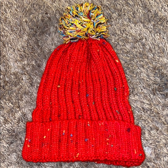 🦄3 FOR $15! Ribbed multicolor Pom beanie NWT - Picture 4 of 5